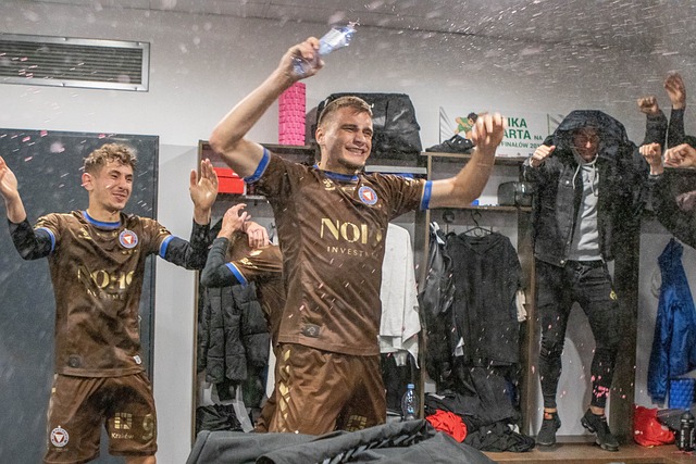 吉马良斯和 吉马良斯和